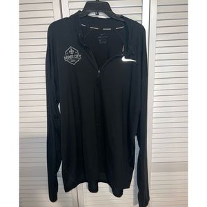 Nike Dri-Fit pullover